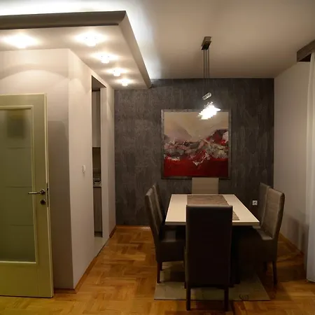 Modern Apartmán *